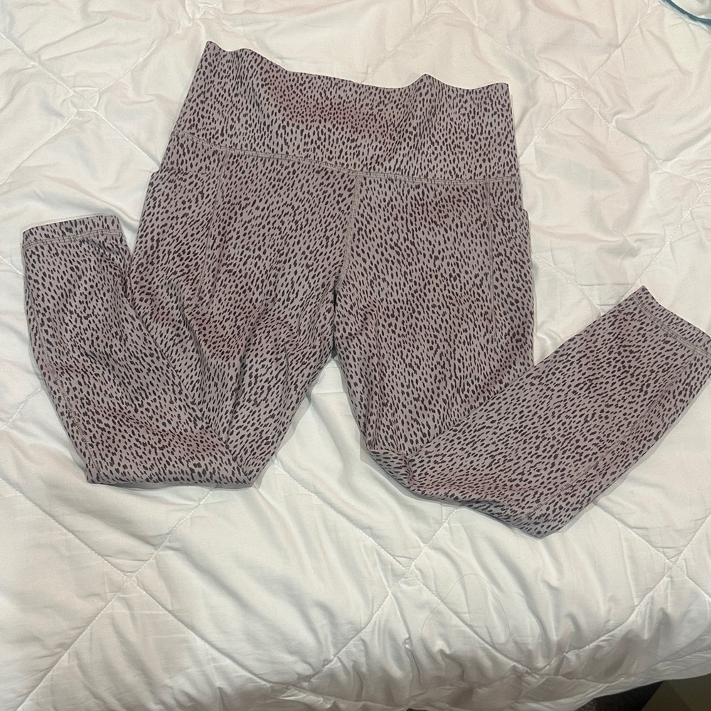 NEW Athleta Animal Print Leggings size M